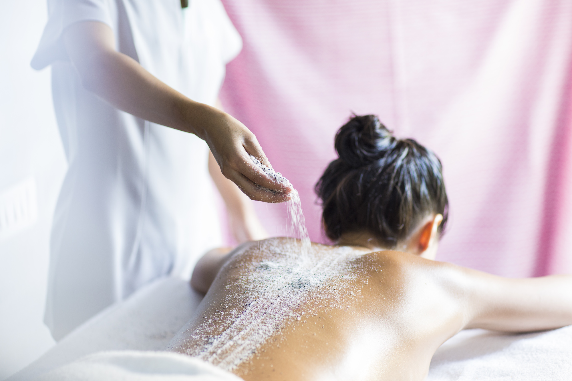 ILA Pearl & Jasmine Scrub